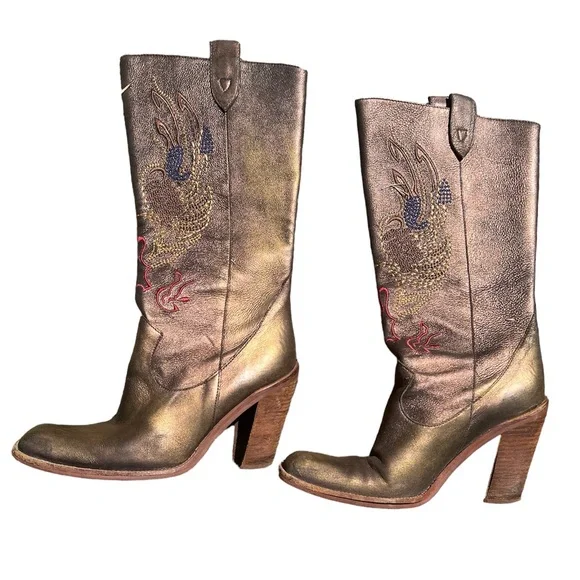 SOLD 90’s Gianni Bini leather Gold/Bronze shimmer boots. Size 7M - Picture 3 of 8